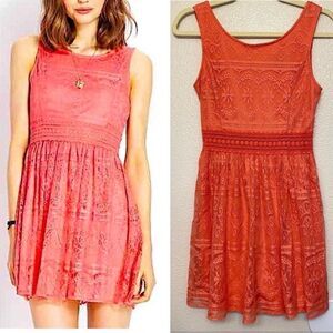 Forever 21 Lace short coral sleeveless mini Dress - small